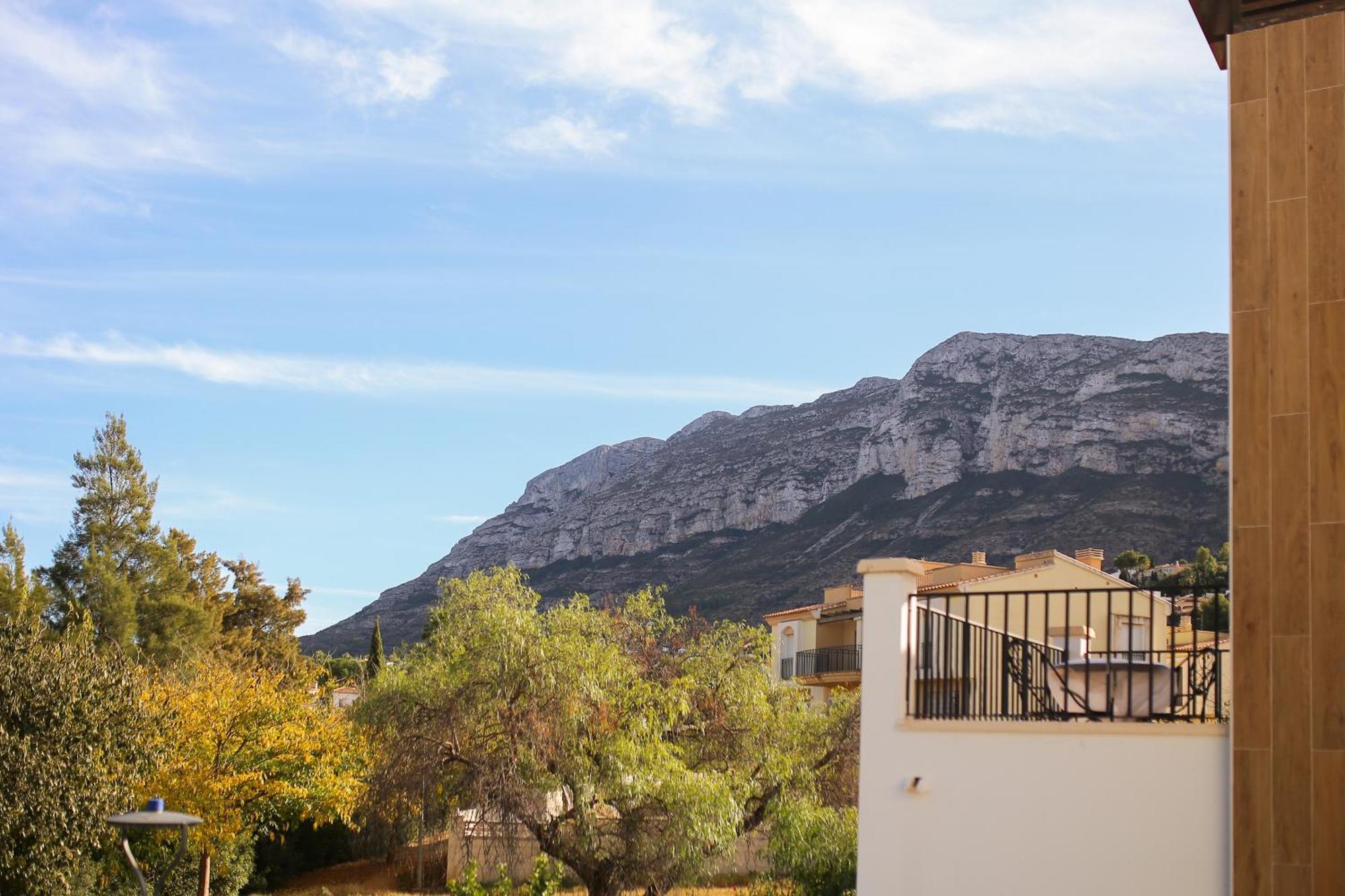 Apartament Modern Flat With Montgo View Denia Zewnętrze zdjęcie
