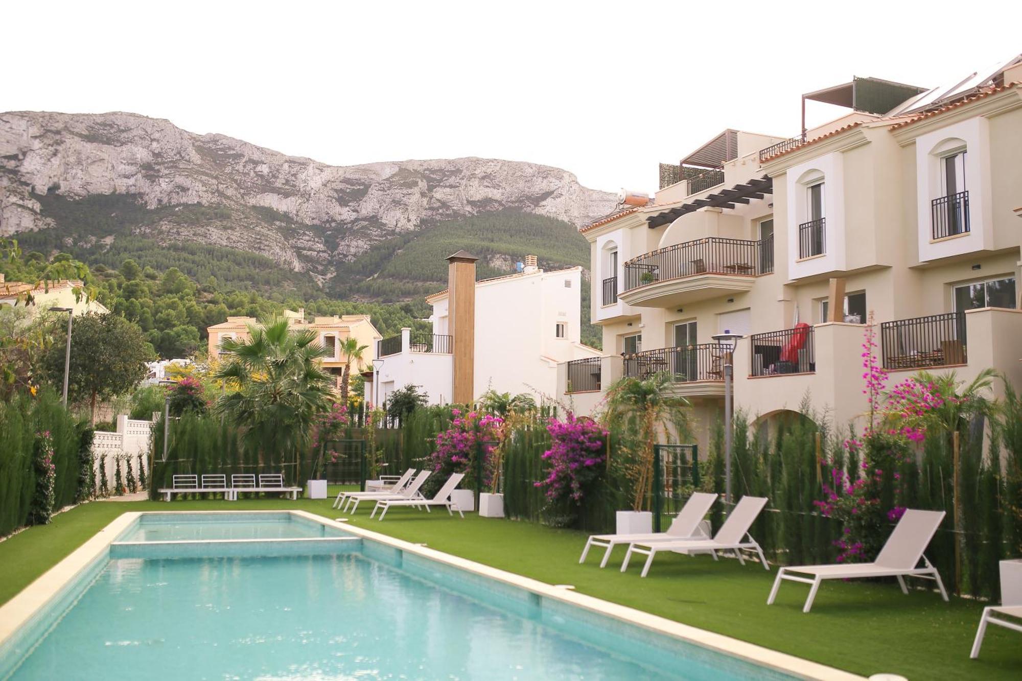 Apartament Modern Flat With Montgo View Denia Zewnętrze zdjęcie