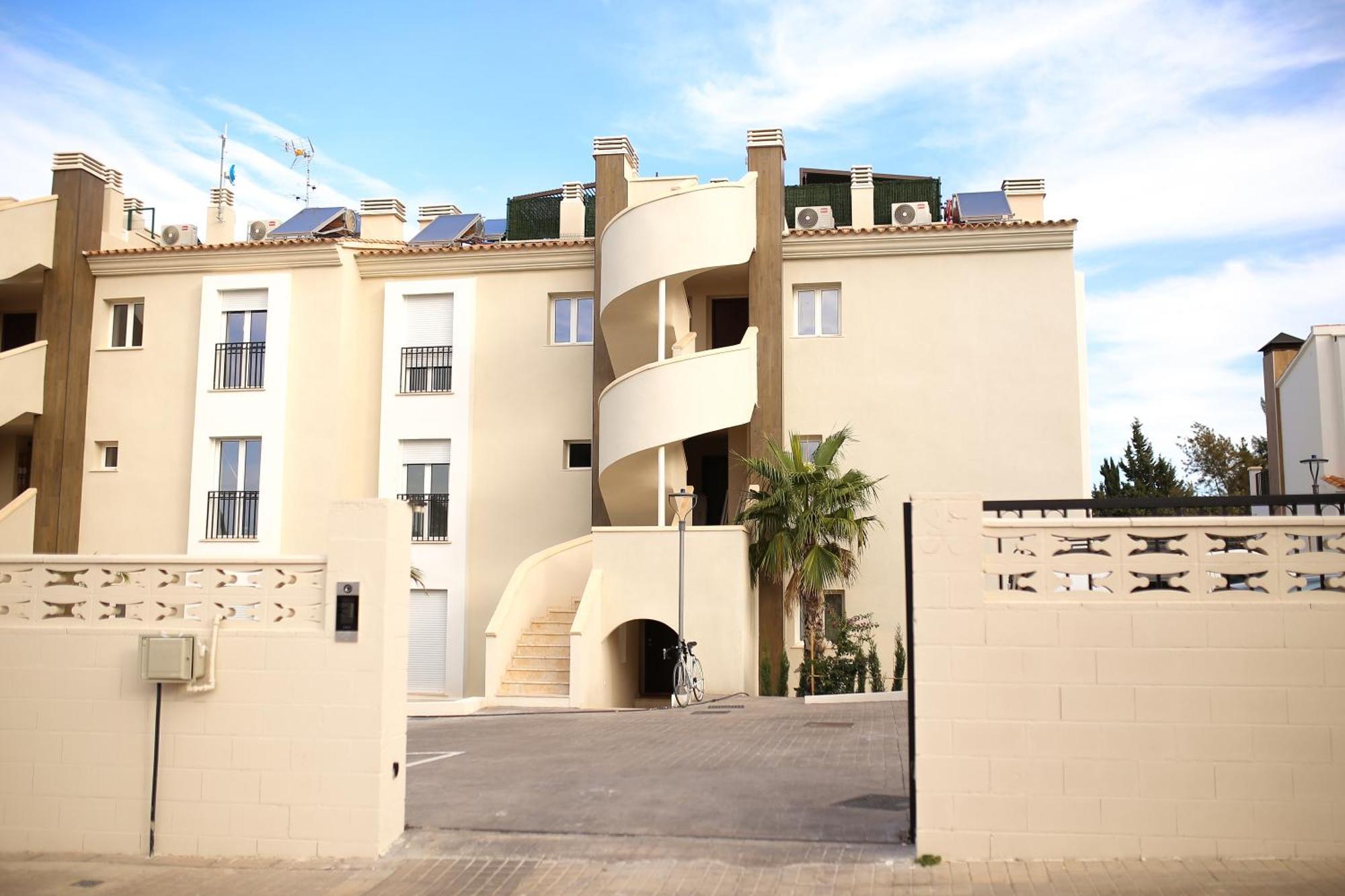 Apartament Modern Flat With Montgo View Denia Zewnętrze zdjęcie