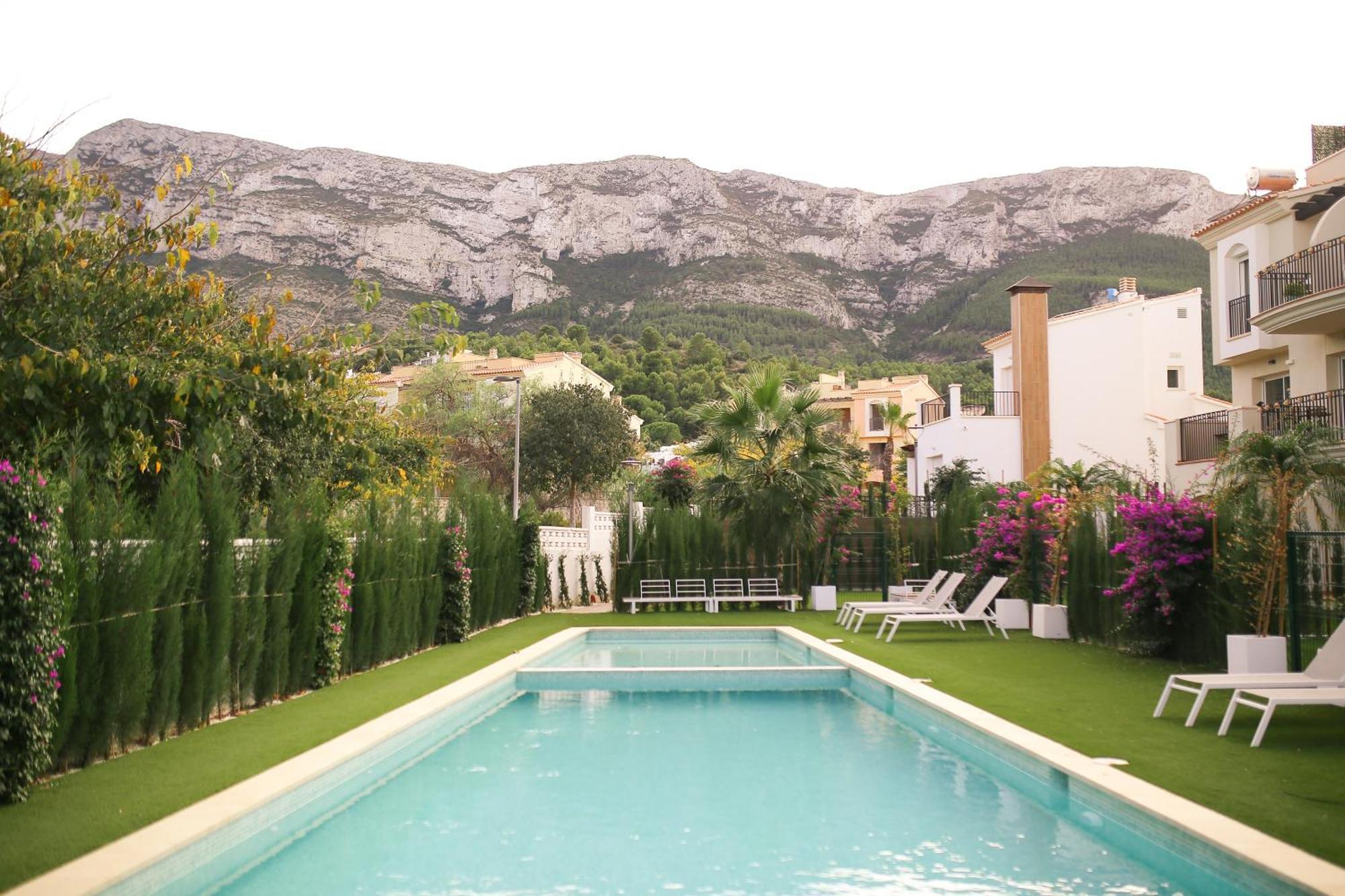 Apartament Modern Flat With Montgo View Denia Zewnętrze zdjęcie